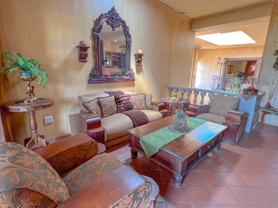 5 Bedroom Property for Sale in Maraldi Estate Free State